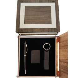 Toptan Özel Kutulu Siyah Kalem Anahtarlık ve Çakmak Set