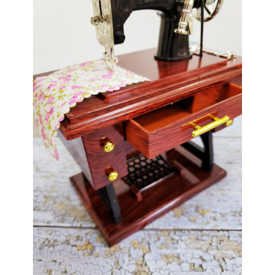 Toptan Dikiş Makinesi Görünümlü Müzik Kutusu