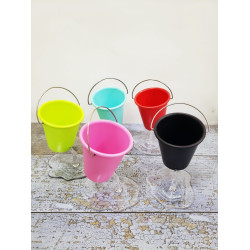 Toptan Dökülen Delik Kova Tasarımlı Ilginç Kalemlik Toptan Dökülen Delik Kova Tasarımlı Ilginç Kalemlik